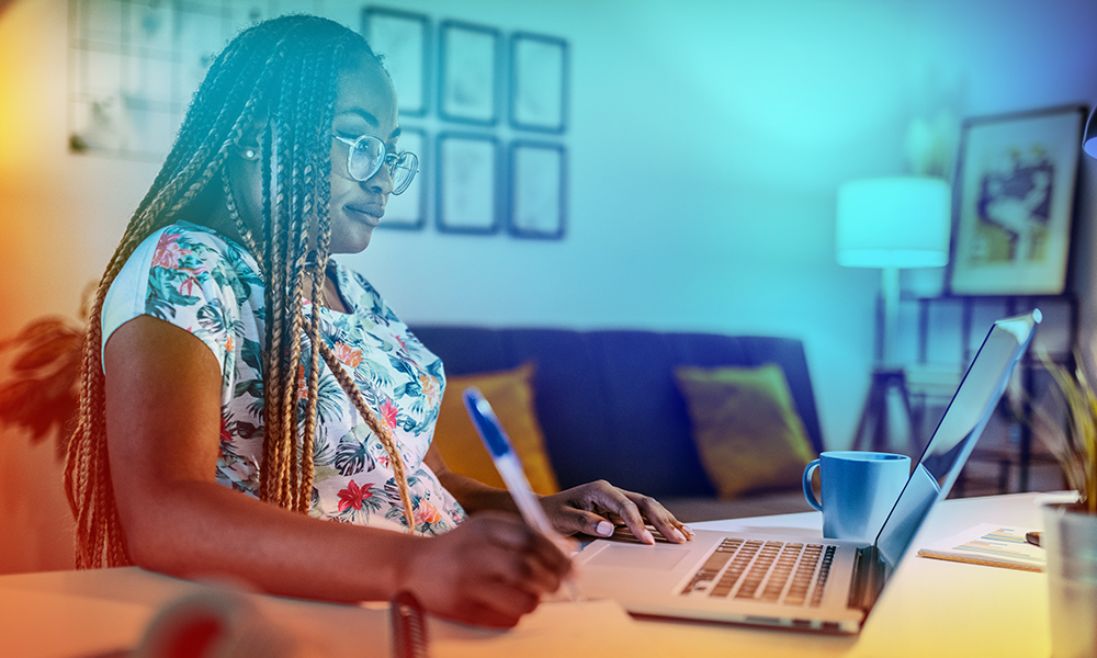 A woman learning online.